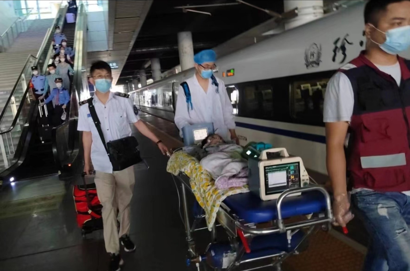 怀来县高铁转运公司